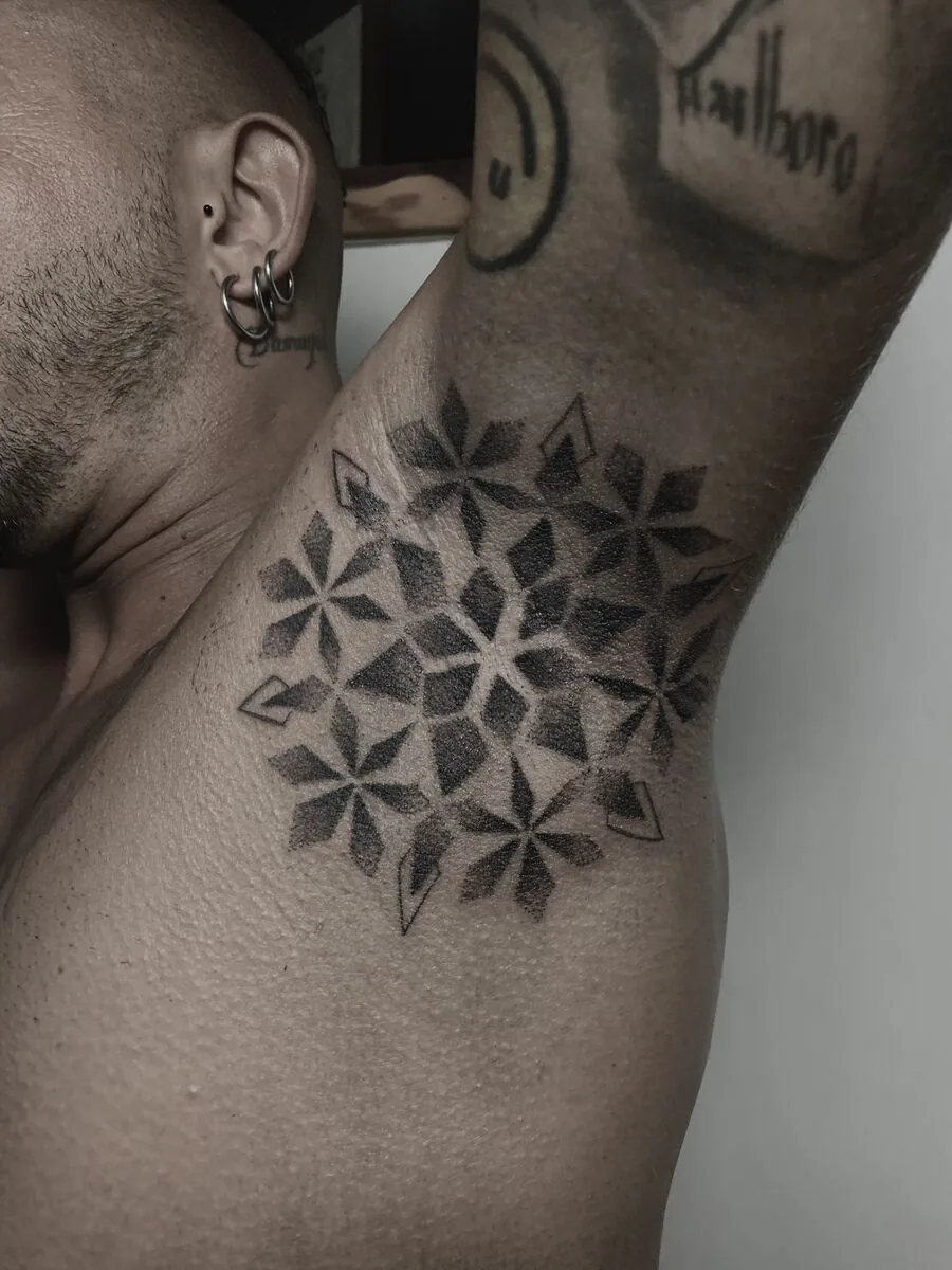 Daniela - tattoo-tulum-daniela-07.webp