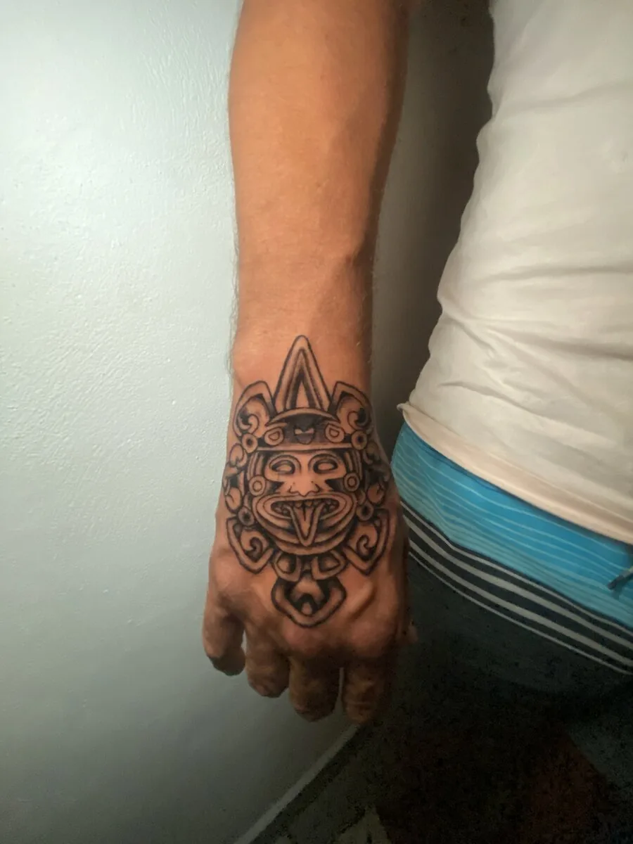 Mao - tattoo-tulum-mao-12.webp